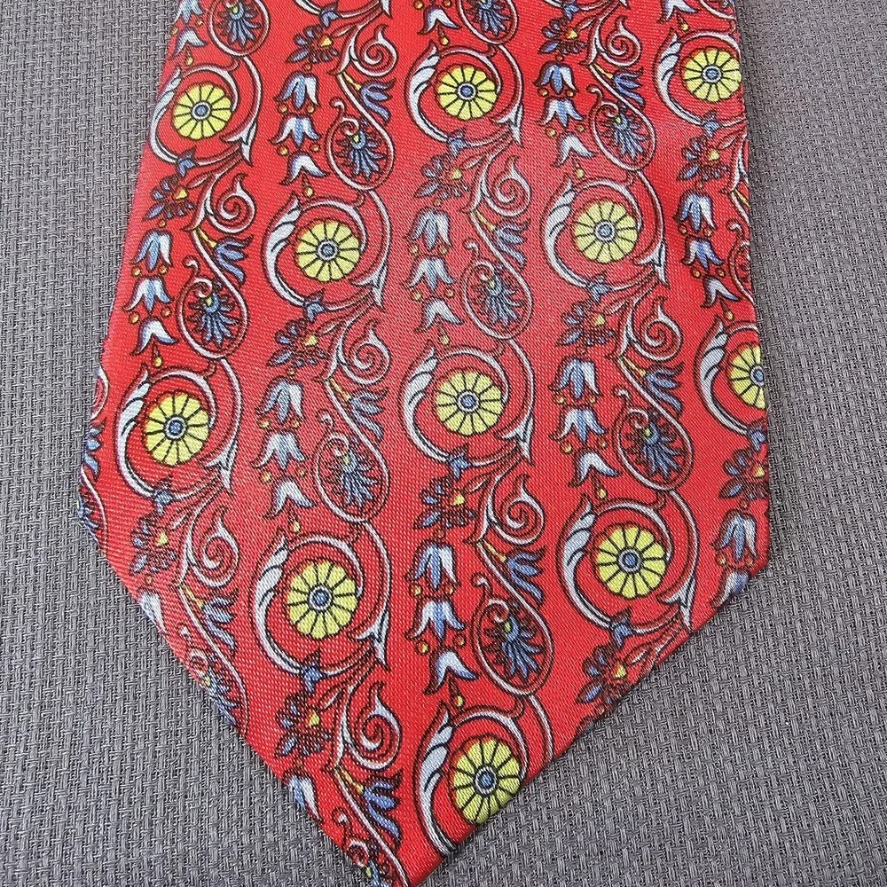 TIE‎ ONE handmade red floral neck tie